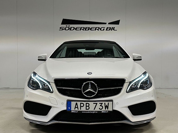 Mercedes-Benz E350 2 of 27