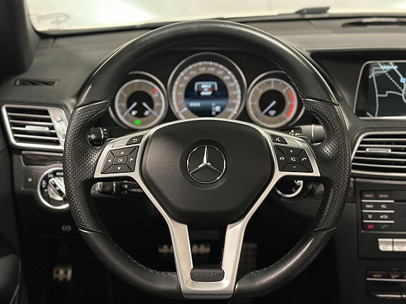 Mercedes-Benz E350 14 of 27