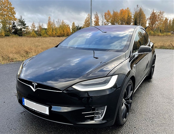 Tesla Model X 6 of 30