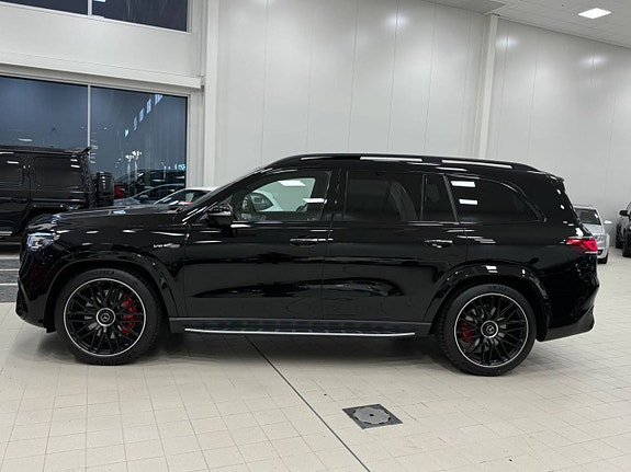 Mercedes-Benz AMG GT Black Series 4 of 5