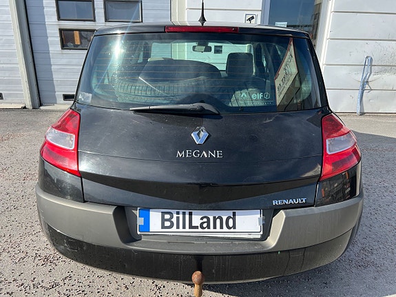 Renault Megane 5 of 7