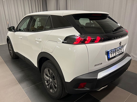 Peugeot 2008 3 of 5