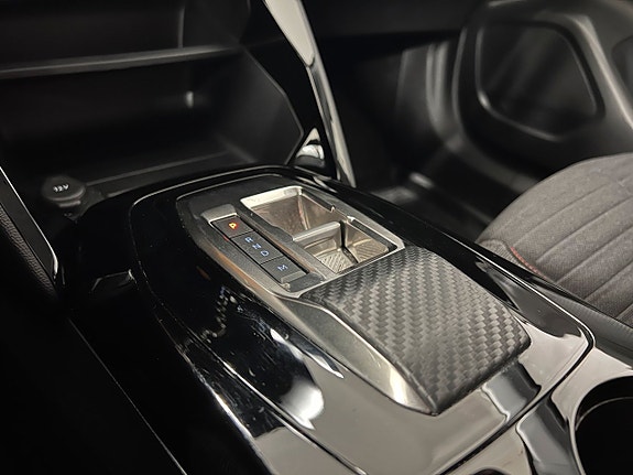 Peugeot 2008 10 of 13