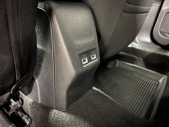 Peugeot 2008 6 of 13
