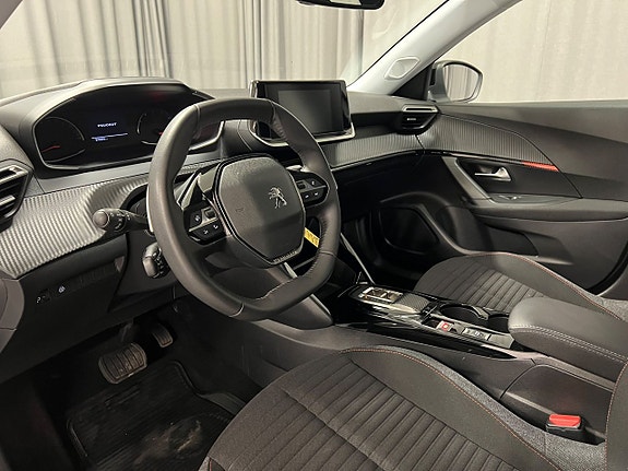 Peugeot 2008 8 of 13