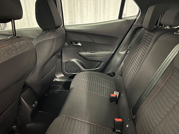 Peugeot 2008 5 of 5
