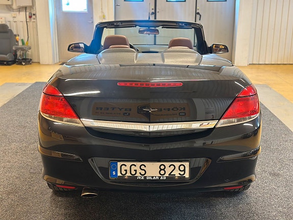 Opel Astra 9 of 17