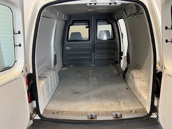Volkswagen Caddy Maxi 14 of 18