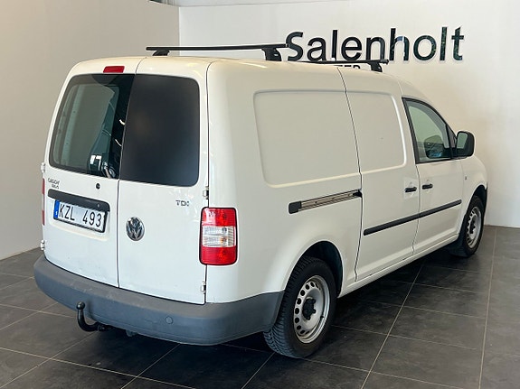 Volkswagen Caddy Maxi 17 of 18