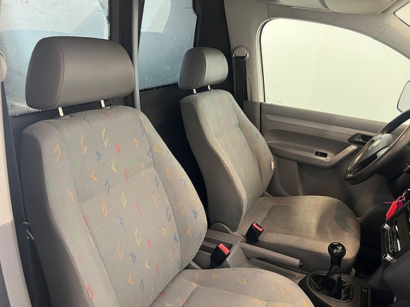 Volkswagen Caddy Maxi 9 of 18