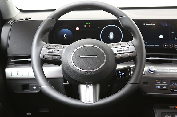 Hyundai Kona 14 of 24