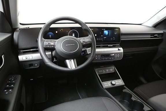 Hyundai Kona 12 of 24