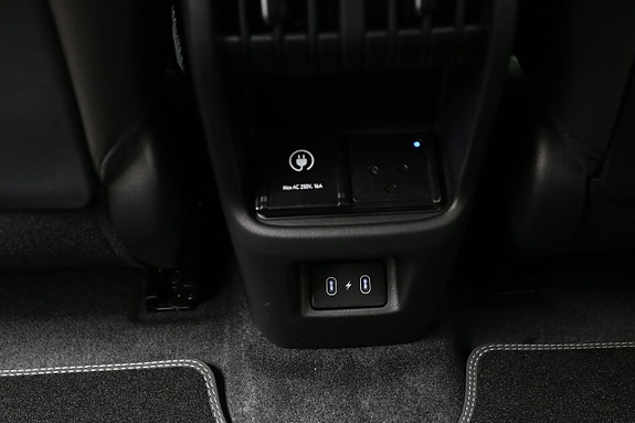 Hyundai Kona 13 of 24