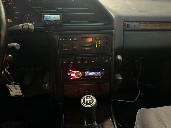Peugeot 605 12 of 17