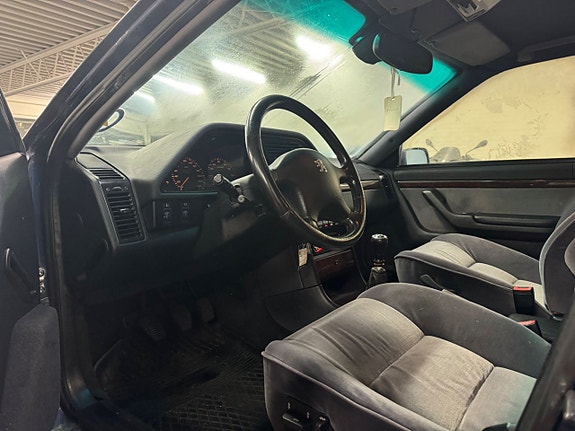 Peugeot 605 11 of 17