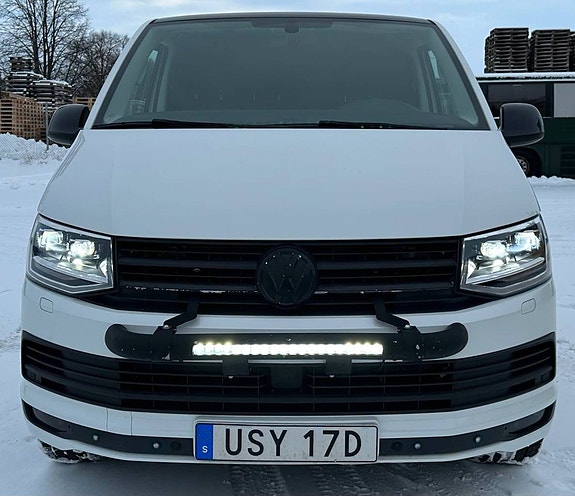 Volkswagen Transporter 2 of 5