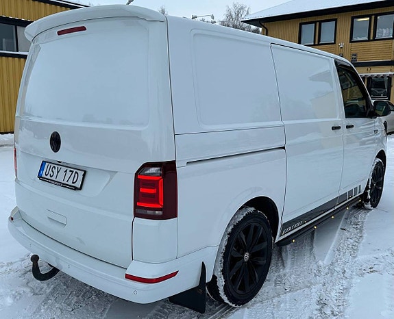 Volkswagen Transporter 6 of 22