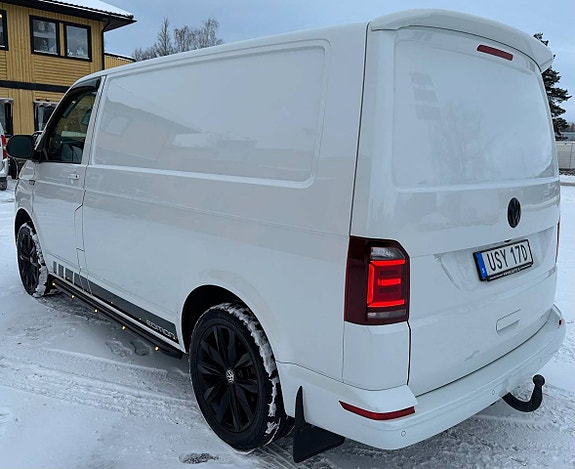 Volkswagen Transporter 8 of 22