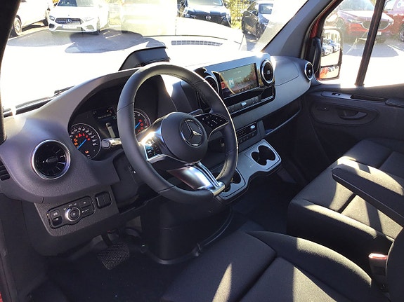 Mercedes-Benz eSprinter 414 4 of 17