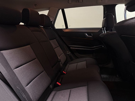 Mercedes-Benz E - 17