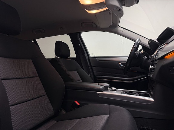 Mercedes-Benz E - 15