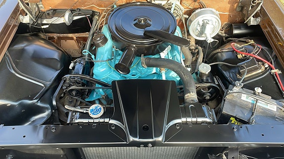 Pontiac Bonneville 23 of 23
