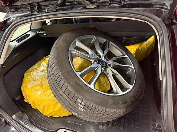 Volvo V60 Cross Country 7 of 23