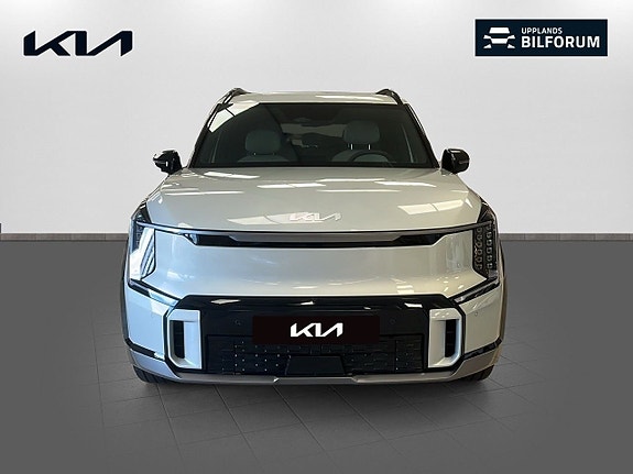 Kia EV9 2 of 14
