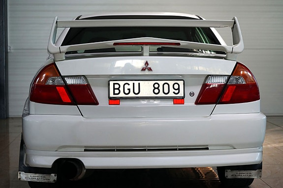 Mitsubishi Lancer 5 of 12