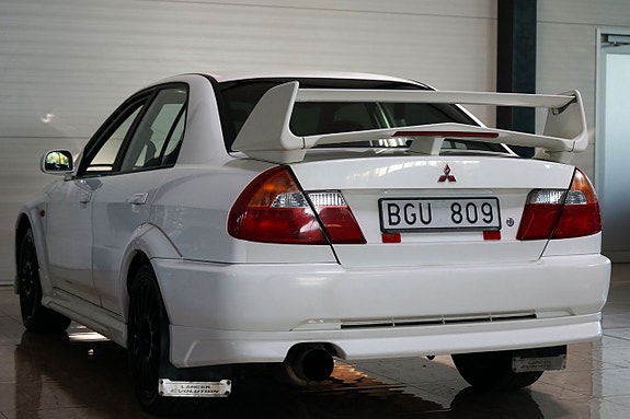 Mitsubishi Lancer 4 of 12