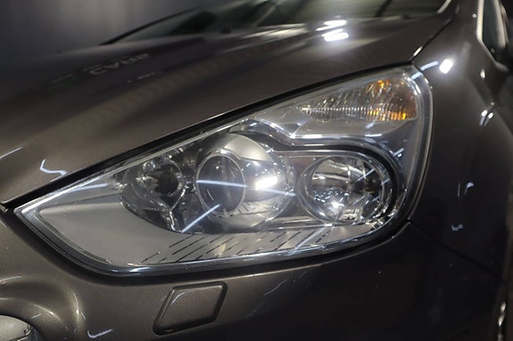 Ford S-MAX 7 of 16