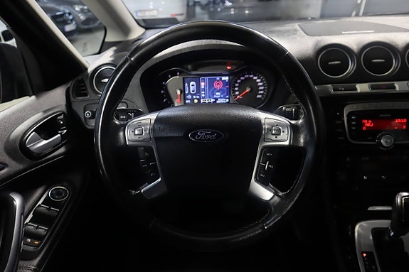 Ford S-MAX 12 of 16