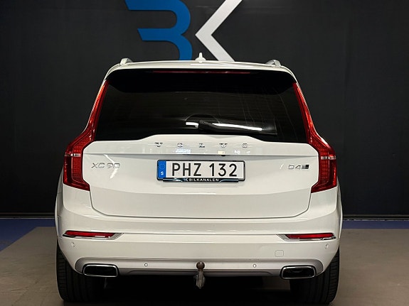 Volvo XC90 5 of 19