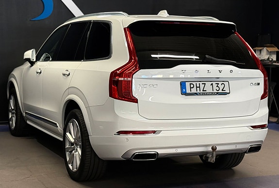 Volvo XC90 7 of 19