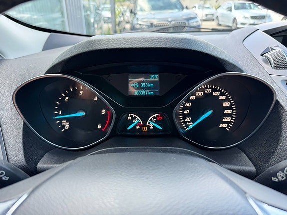 Ford Kuga 20 of 23