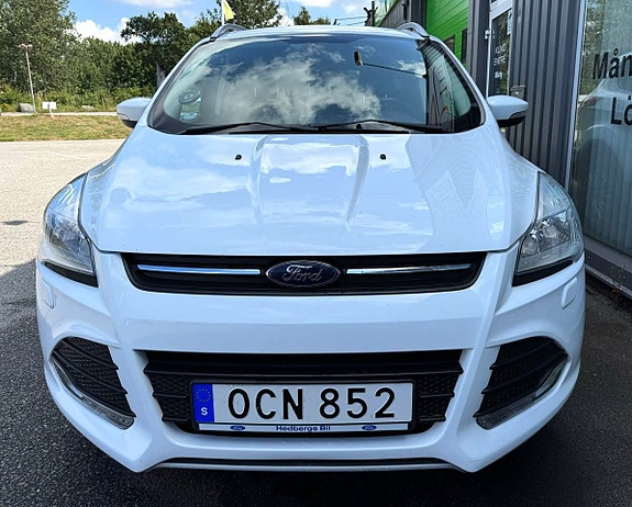Ford Kuga 9 of 23
