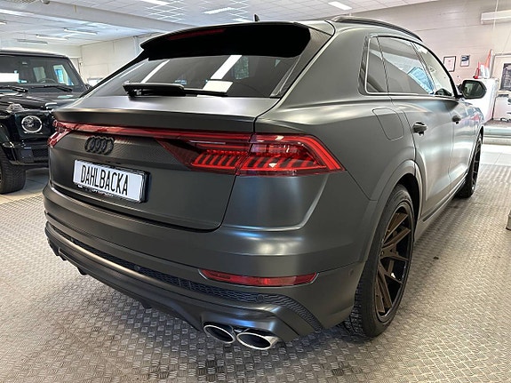 Audi SQ8 5 of 5