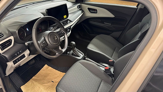 Suzuki Swift 11 of 21