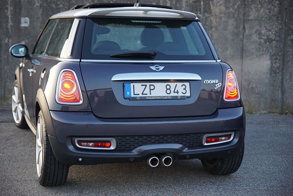 MINI Cooper SD 7 of 27