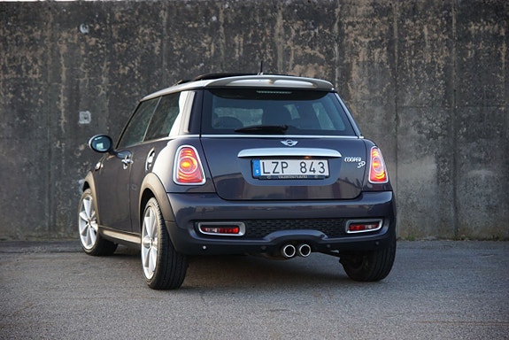 MINI Cooper SD 5 of 27