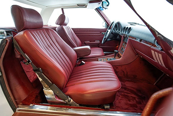 Mercedes-Benz 300 SL 15 of 25