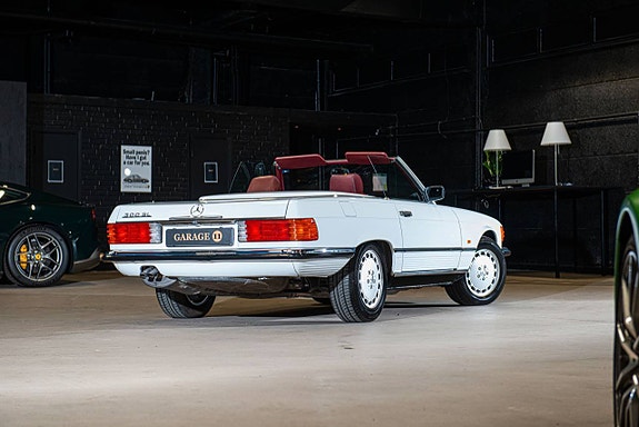 Mercedes-Benz 300 SL 6 of 25