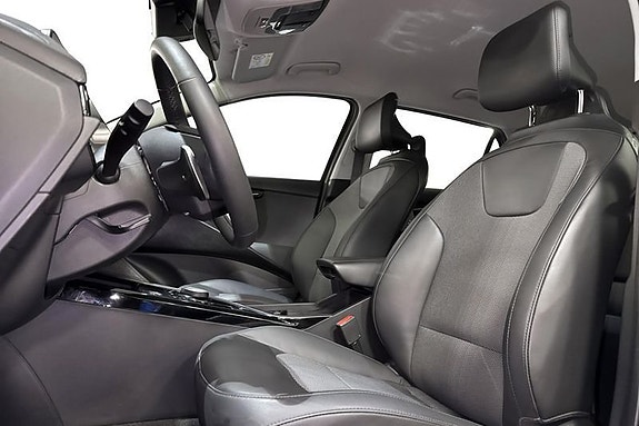 Kia Niro 11 of 14