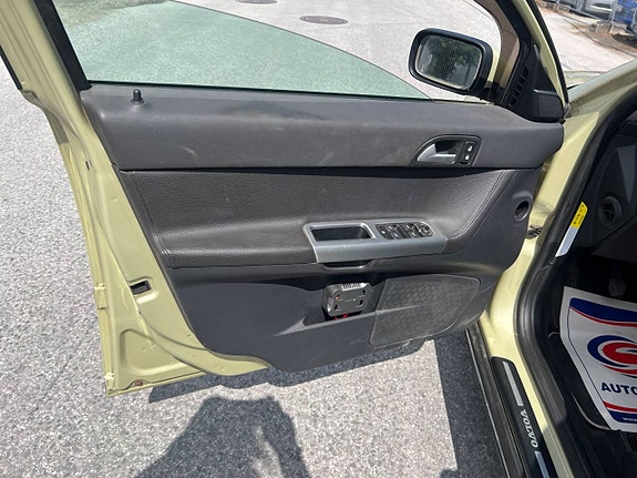 Volvo V50 16 of 21