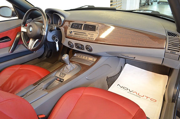 BMW Z4 4 of 5