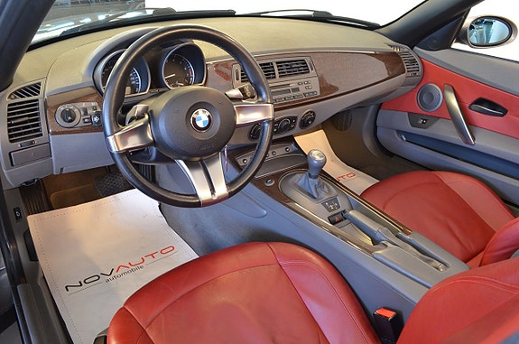BMW Z4 3 of 5