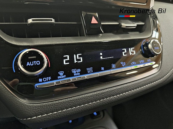 Suzuki Swace 13 of 19