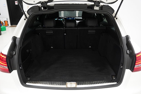 Mercedes-Benz C200 d 21 of 23