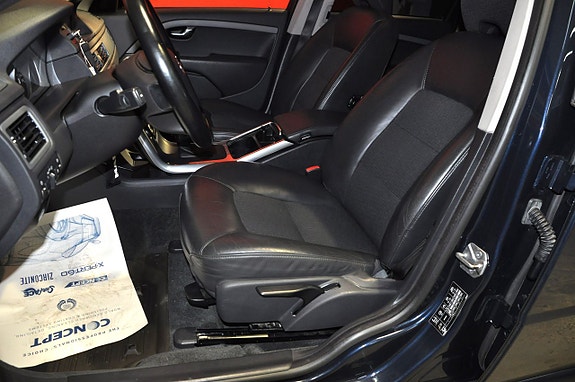 Volvo V70 9 of 27
