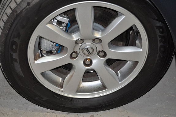 Volvo V70 19 of 27